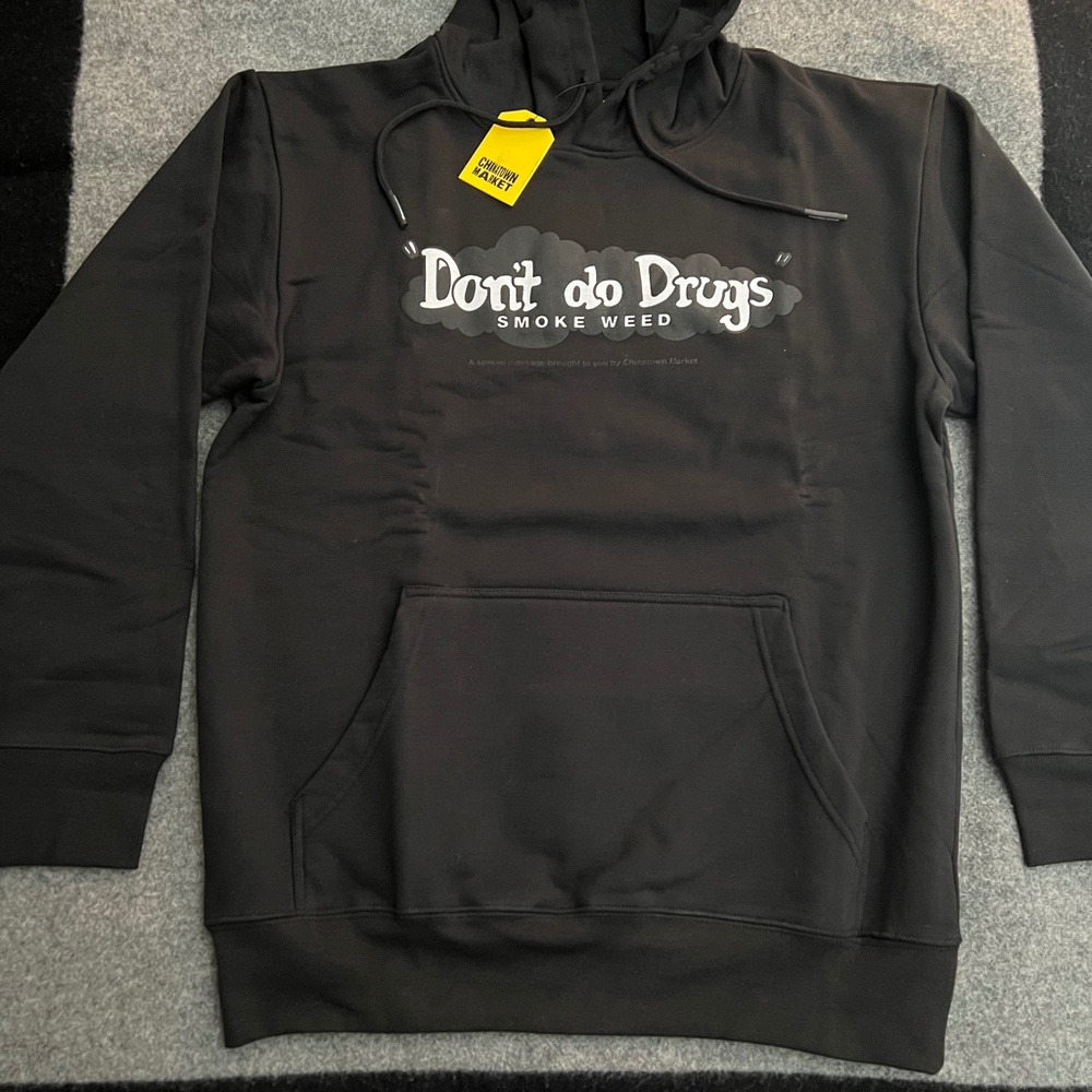 CHINATOWN MARKET "Special Message" Pullover Hoodie